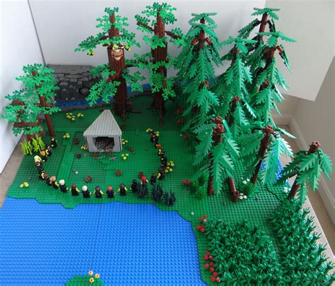 Suzanne Collins' "Hunger Games" in lego by Rick Martin. Full gallery at ...