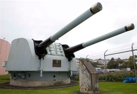 Y-turret from HMS Achilles | Royal navy ships, Navy ships, Battleship