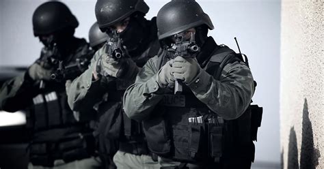 Top10Tube: Los Angeles Police Department SWAT Team Documentary