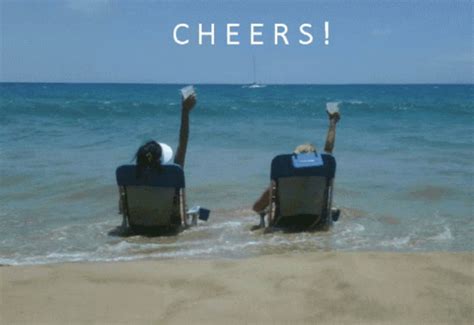 Beach Party-GIFs | Tenor