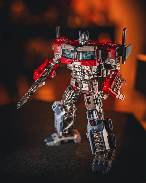 Custom Voyager ROTB Optimus Prime : r/transformers