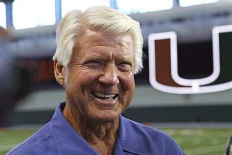 Super Bowl-winning Coach Jimmy Johnson Into Hall of Fame - Bloomberg