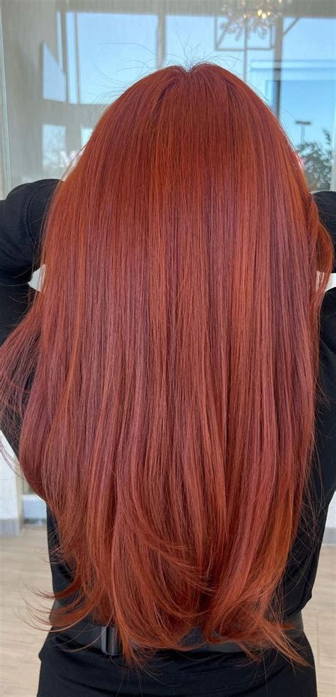 Warm and Inviting Fall Hair Colour Inspirations : Copper Red Glam