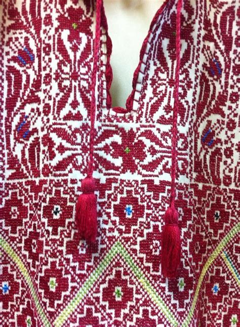 palestina embroidery | Palestinian embroidery, Embroidery fabric ...