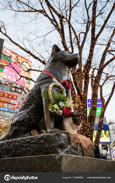 Hachiko statue in Shibuya Tokyo – Stock Editorial Photo © f11photo ...