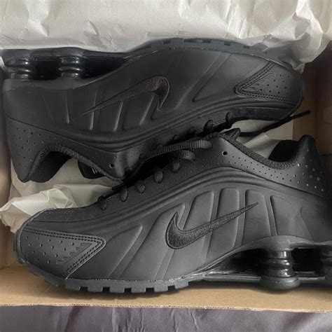 Nike Shox R4 Black Size 6.5 UK mens Brand new, box... - Depop