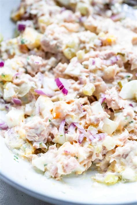 How To Make Tuna Salad {Easy Recipe} - Fast Food Bistro