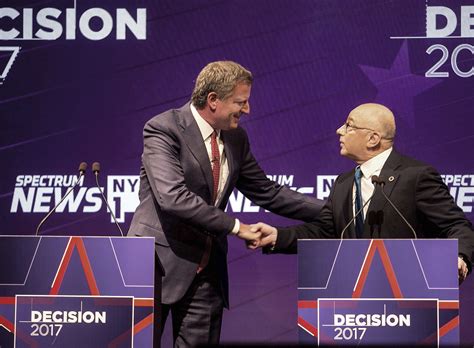 NYC Mayor Defends Record in First Democratic Mayoral Debate - WSJ