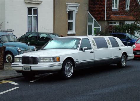 Lincoln Town Car Limo | 1994 Lincoln Town Car Limousine 4.6L… | Flickr