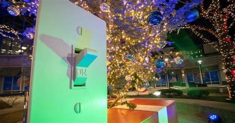 Milwaukee will light up its Christmas tree Nov. 17 at Fiserv Forum ...