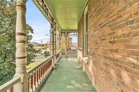 1898 Victorian In Salem Virginia — Captivating Houses