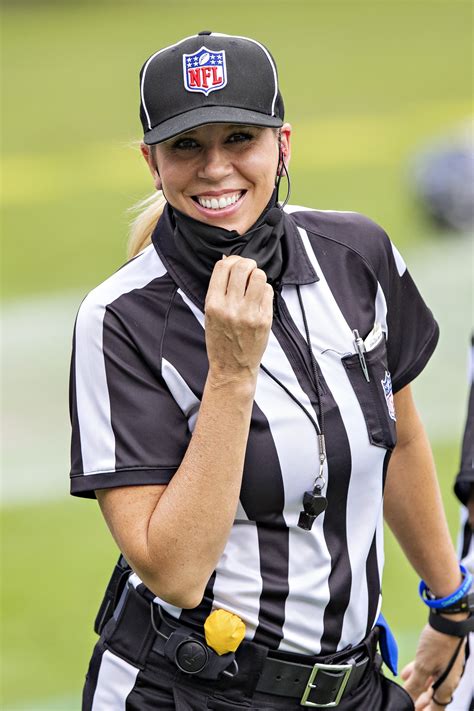 Sarah Thomas to Become First Woman to Officiate Super Bowl | POPSUGAR ...