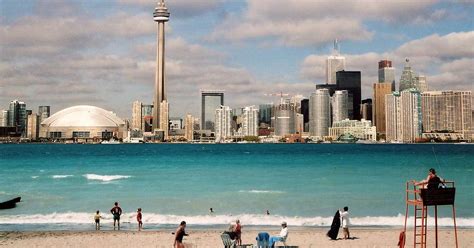 The Top 5 Beaches in Toronto to Enjoy the Sun | Toronto Gold