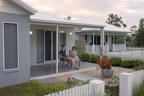 Championing the return of the front verandah - Jun 2016 - JCU Australia