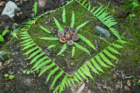 sea kettle diaries: Andy Goldsworthy Nature Sculptures