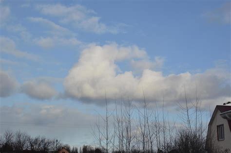 Clouds on the blue sky in winter 5208004 Stock Photo at Vecteezy