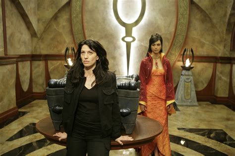 Morena Baccarin (Firefly) & Claudia Black (Farscape) in Stargate SG:1 ...