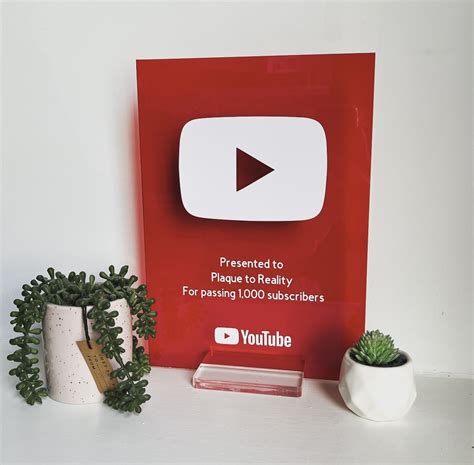 Red Youtube Play Button Award – Plaque To Reality