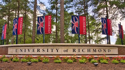 The University of Richmond Spiders - Etsy