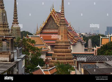 Chao Phraya River & Temples, Bangkok 220120 Stock Photo - Alamy