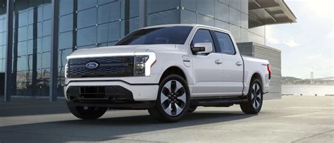 Oxford White 2022+ Ford F-150 Lightning Pictures | ⚡ Ford Lightning Forum ⚡