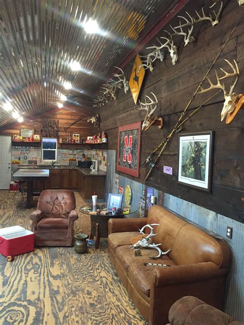 20+ Small Rustic Man Cave Ideas