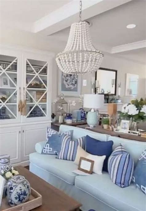 41+ Wonderful Hamptons Decorative Pillow Ideas | Hamptons style living ...