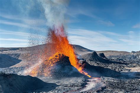 Glacier & Volcano Focus | Deluxe Iceland