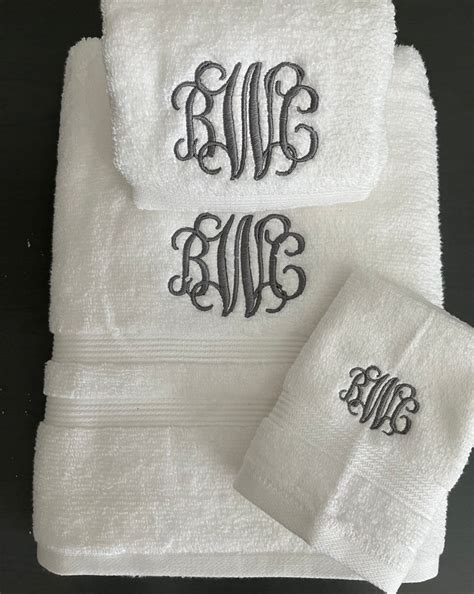 Monogrammed Bath Towel Set Monogrammed 3 Piece Towel Set - Etsy