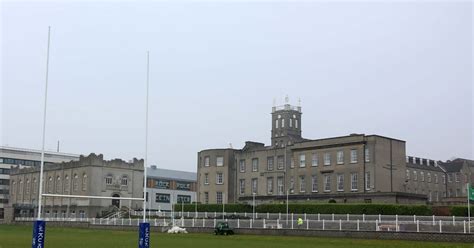 Brothers sexually abused at Blackrock College demand 'proper apology'