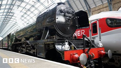 Flying Scotsman: Greater Anglia urges locomotive fans to stay safe