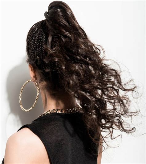 5 Curly Ponytail Ideas That You Should Try