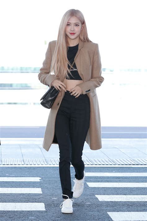 32+ Blackpink Rose Airport Fashion 2019 with HD Images