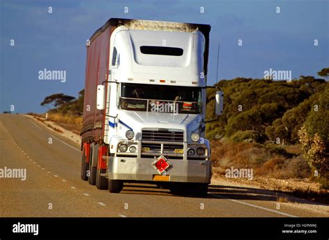 Big semi trailer truck australia also called road train as they can ...