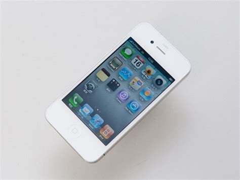 Trades: iphone 4 white 32gb