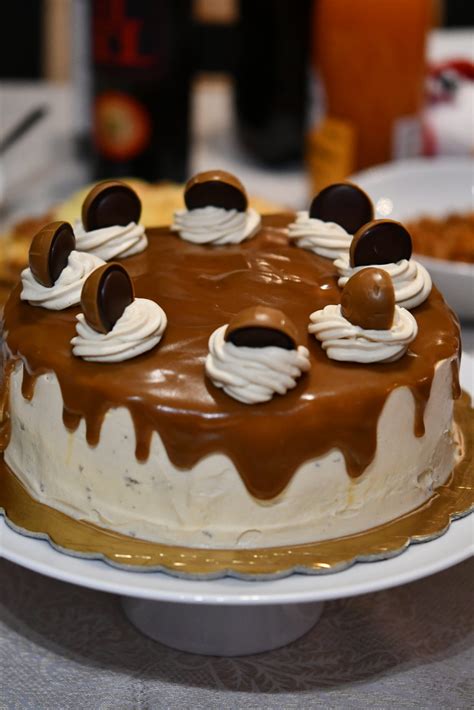 Chocolate Caramel Cake | Klysa