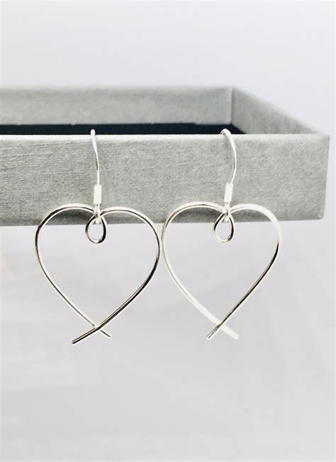 Silver heart earrings - The Market Co