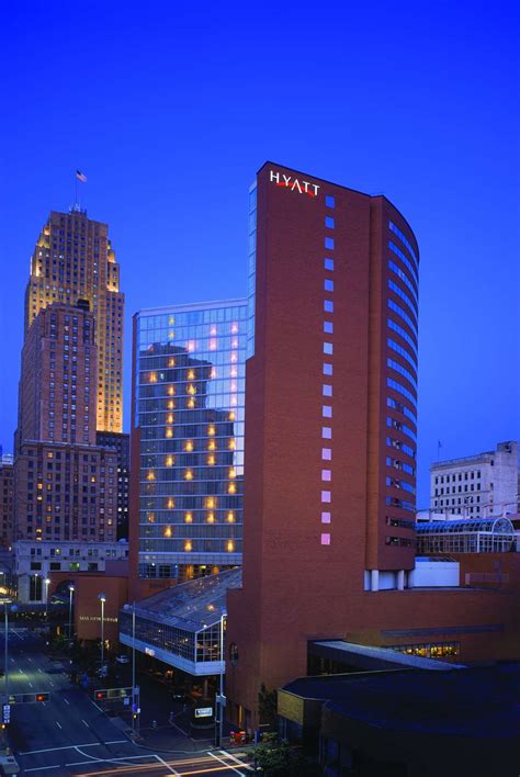 Hyatt Regency Hotel Downtown Cincinnati - I-75, Exit 1C, OH - See Discounts