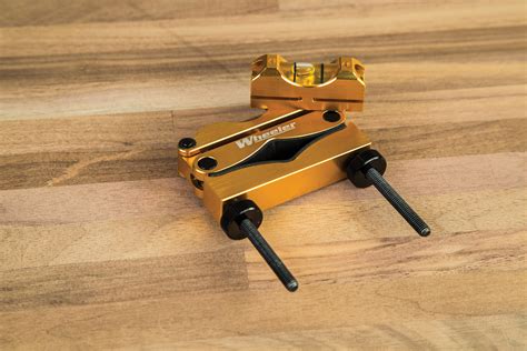 Amazon.com : Wheeler Professional Reticle Leveling System : Gun Vise ...