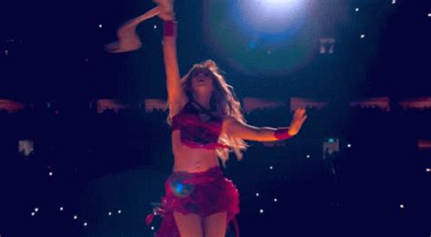 Shakira Super Bowl GIF - Shakira Super Bowl Dance - Discover & Share GIFs