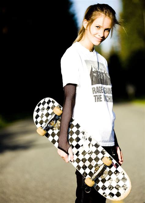 Skater girl | Skater girl outfits, Skater girls, Skate girl