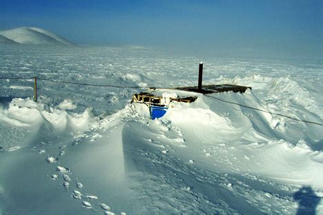 Biologists find over 3,500 life forms in Antarctic Lake Vostok basin ...