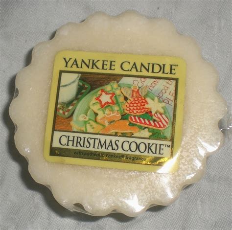 Cotton Candy Fro: Yankee Candle Christmas Cookie