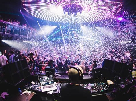 19 Best Clubs in Miami for Partying from Day to Night