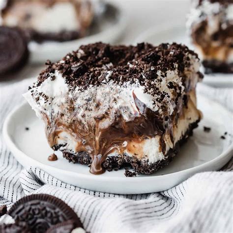 Homemade Oreo Ice Cream Cake Recipe | Deporecipe.co