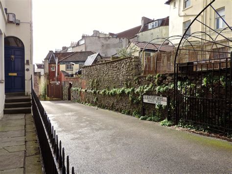 Of Golden Roses: Clifton Village | Bristol, England