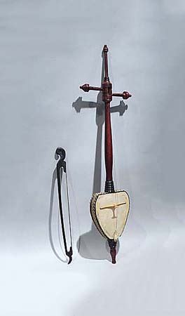 Java ‘Rebab' - Hartenberger World Musical Instrument Collection