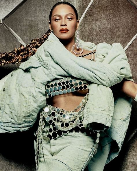 #BEYONCE #RENAISSANCE #VOGUE in 2022 | Beyonce queen, Beyoncé giselle ...