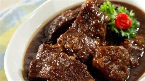 2 Cara Membuat Resep Semur Daging Lezat dan Praktis - KebunBibit.id