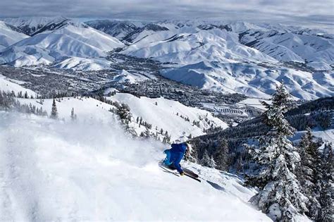 12 Best Idaho Ski Resorts For Fun In 2024